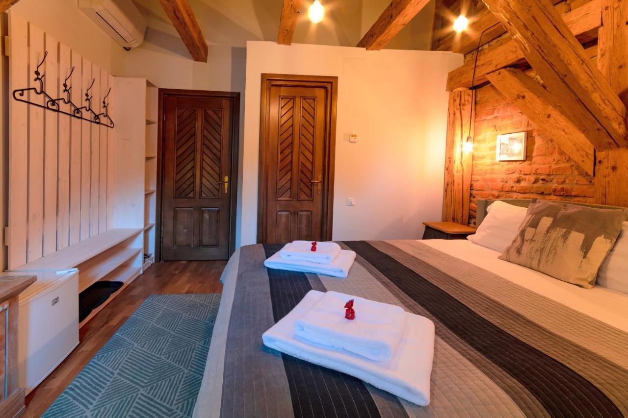 Hotel Wood House Republicii Brašov Exteriér fotografie