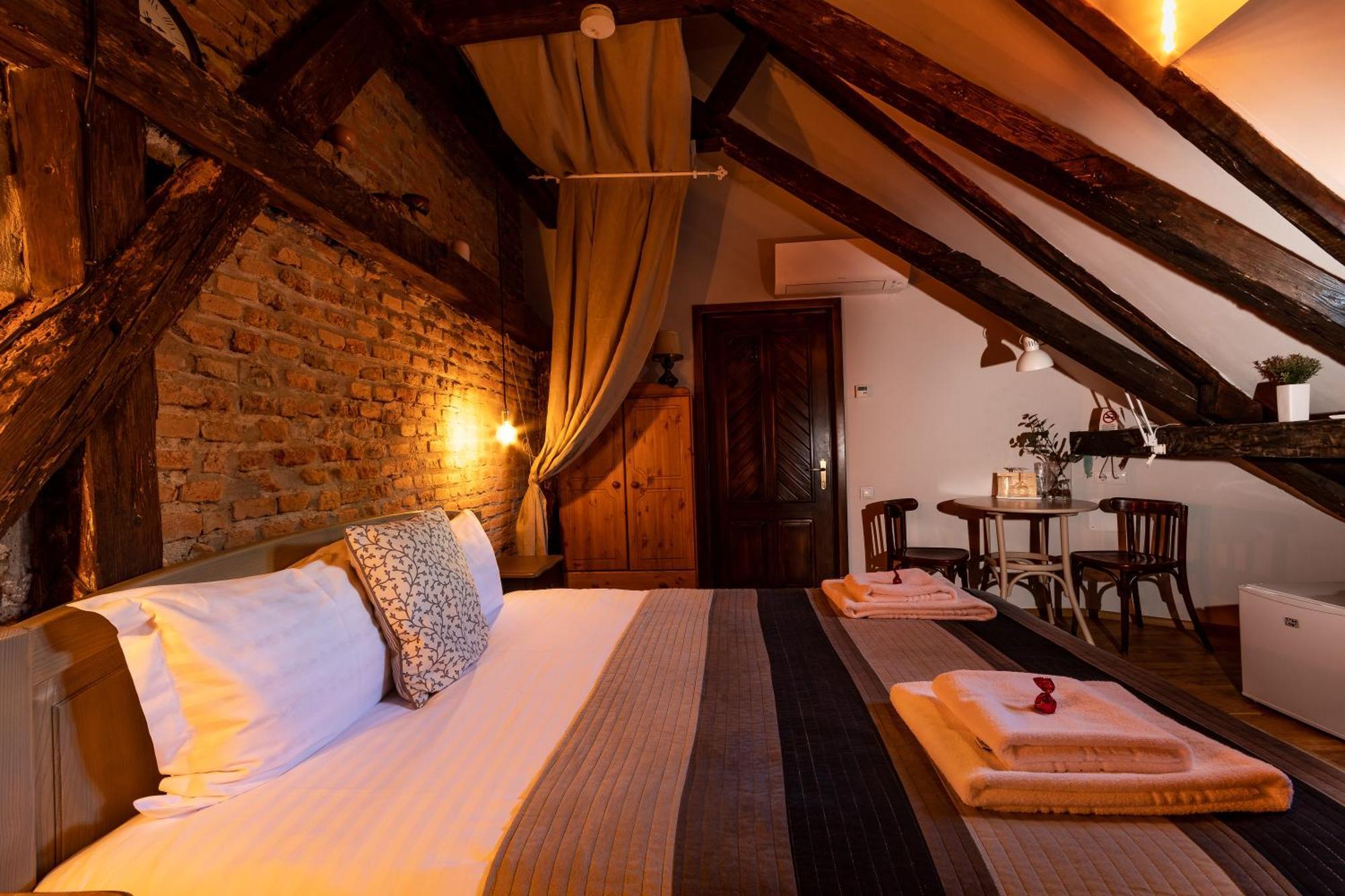 Hotel Wood House Republicii Brašov Exteriér fotografie