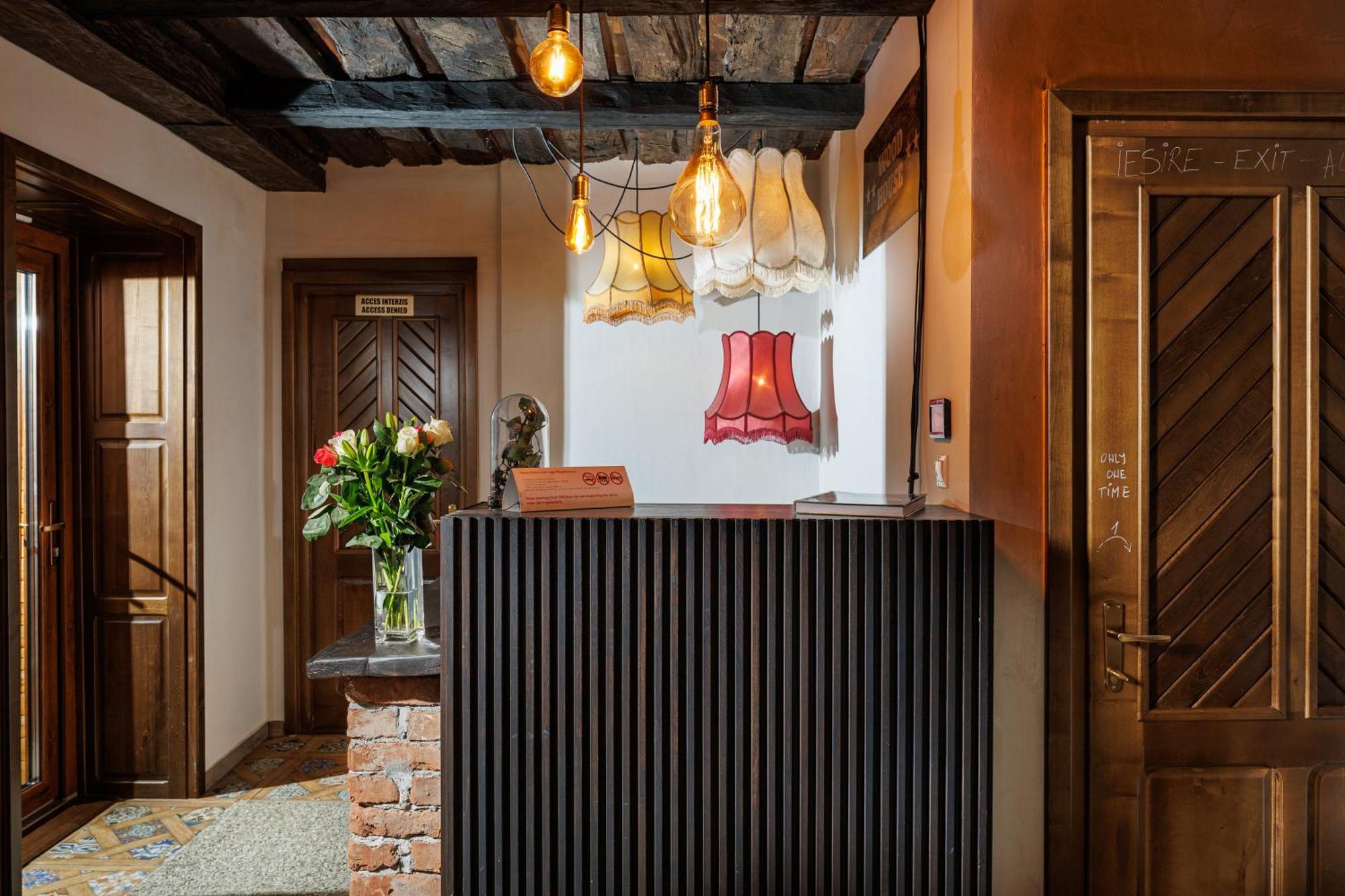 Hotel Wood House Republicii Brašov Exteriér fotografie